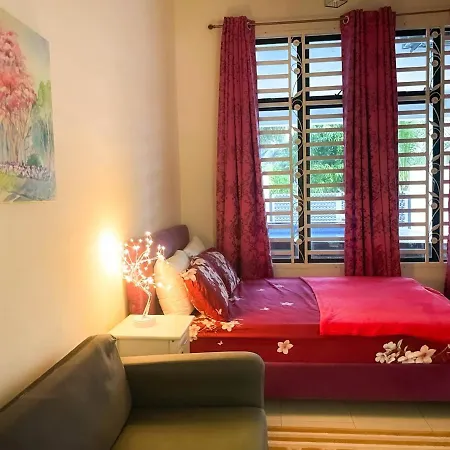 Sulong Inn - Private Pool Homestay In Kuantan, Pantai Sepat Exterior photo